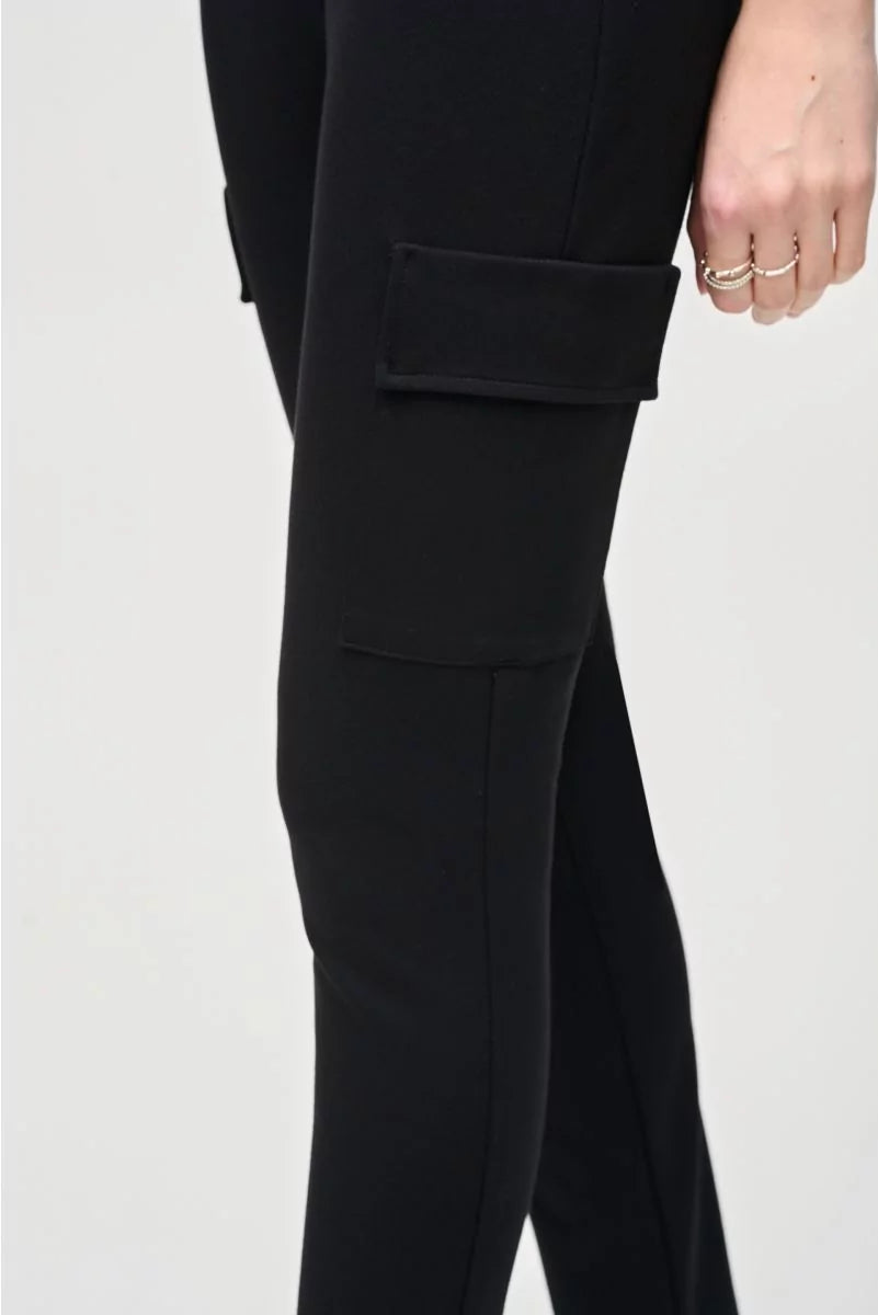 Pantalón cargo de corte slim negro