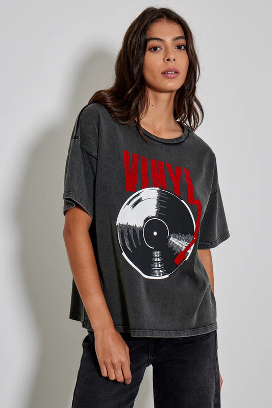 Camiseta Vinyl Five